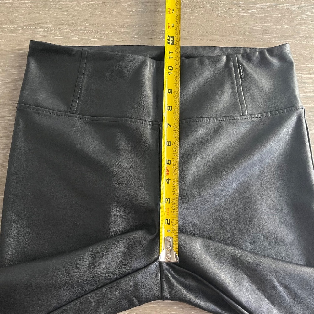 Black Leather Leggings - Picture 6 of 10
